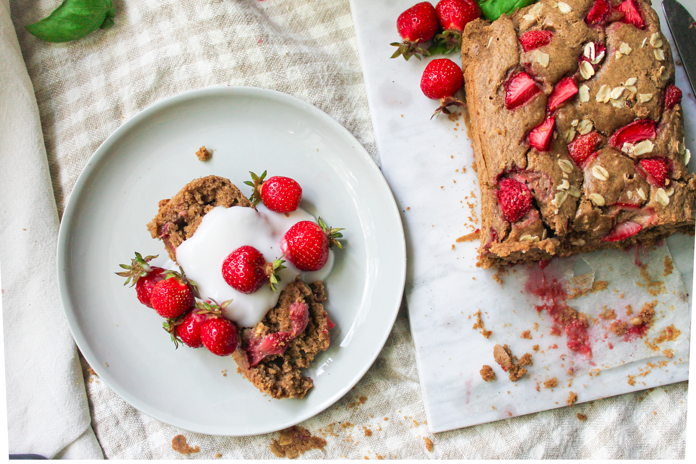 Healthy Strawberry Oat Cake